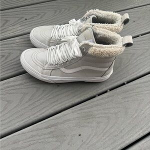 Vans Sk8-Hi MTE Fleece-Lined High-Top Sneakers – Gray/White – Women’s 7